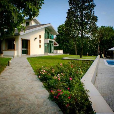 Villa Magnolie Corbetta Bagian luar foto